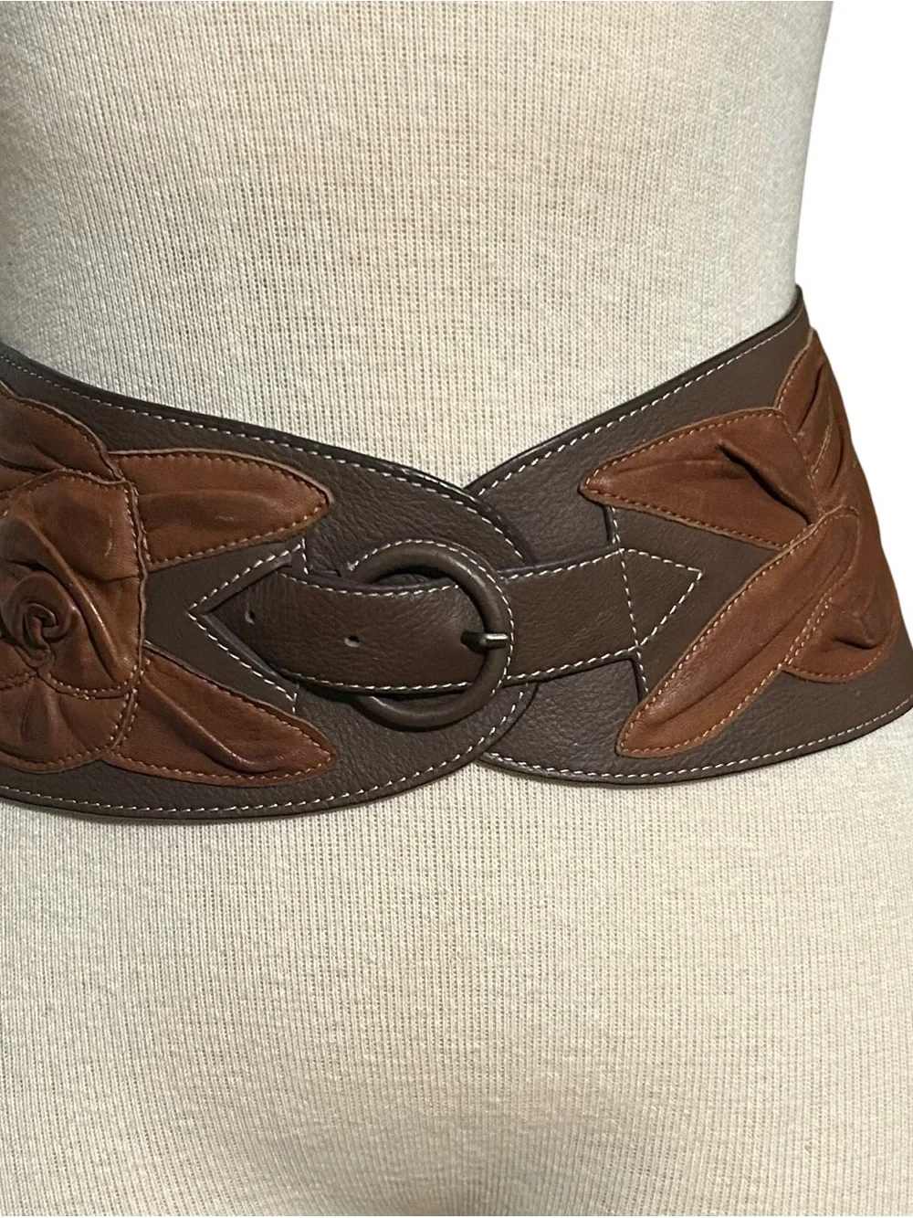 Lucky Penny Anthropologie Brown Leather 3D Rose Floral Wide Waist Belt